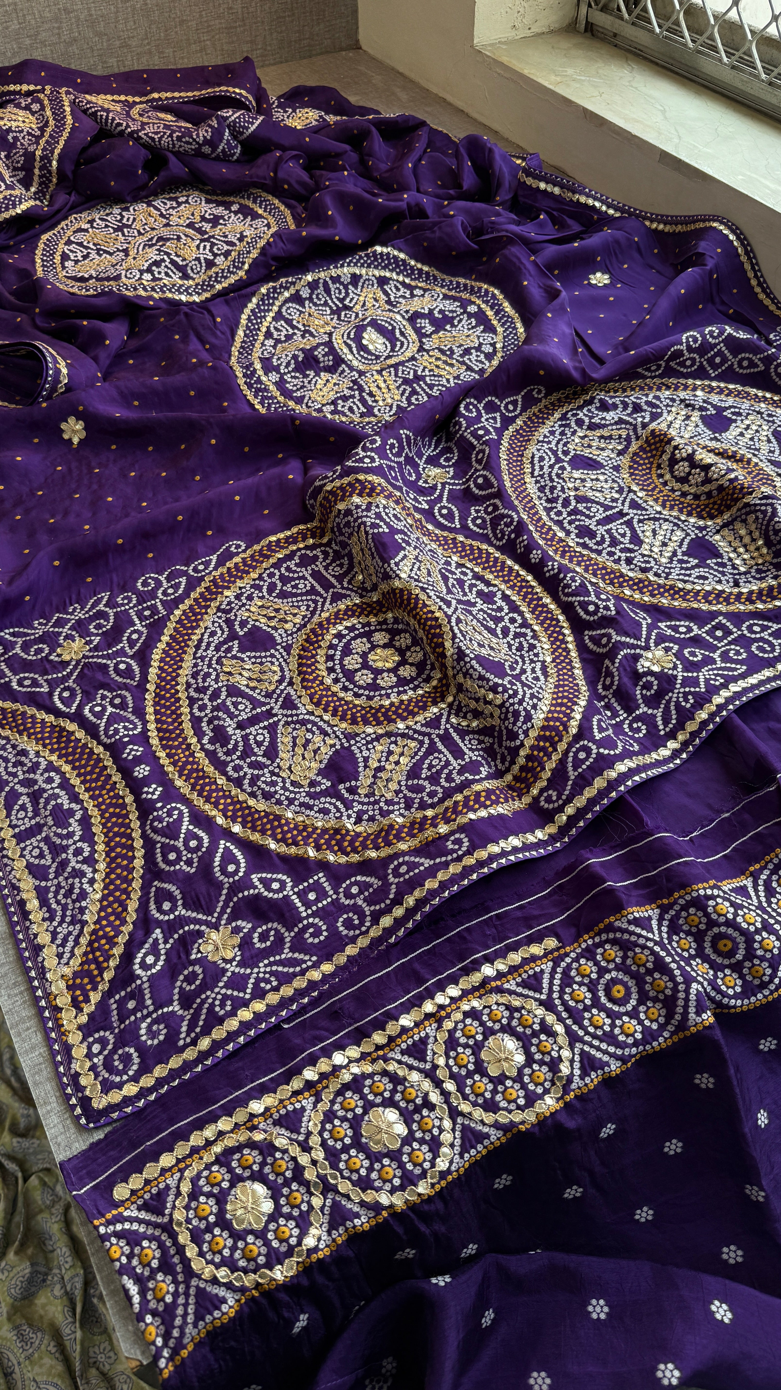 Satin silk bandhani