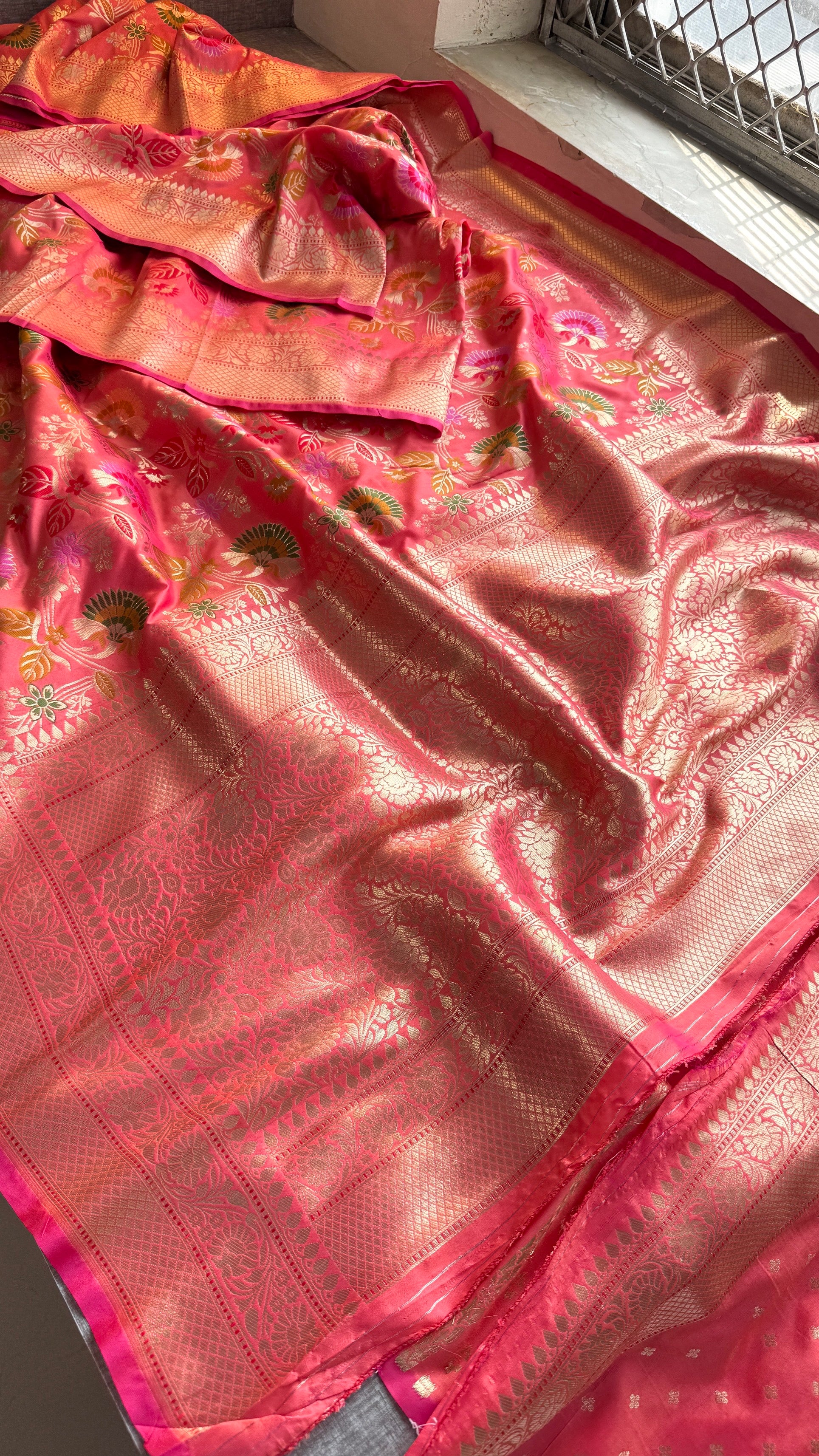 Soft Munga Silk Meena Banarasi Weaving Saree – Classic Royal Banarasi Elegance