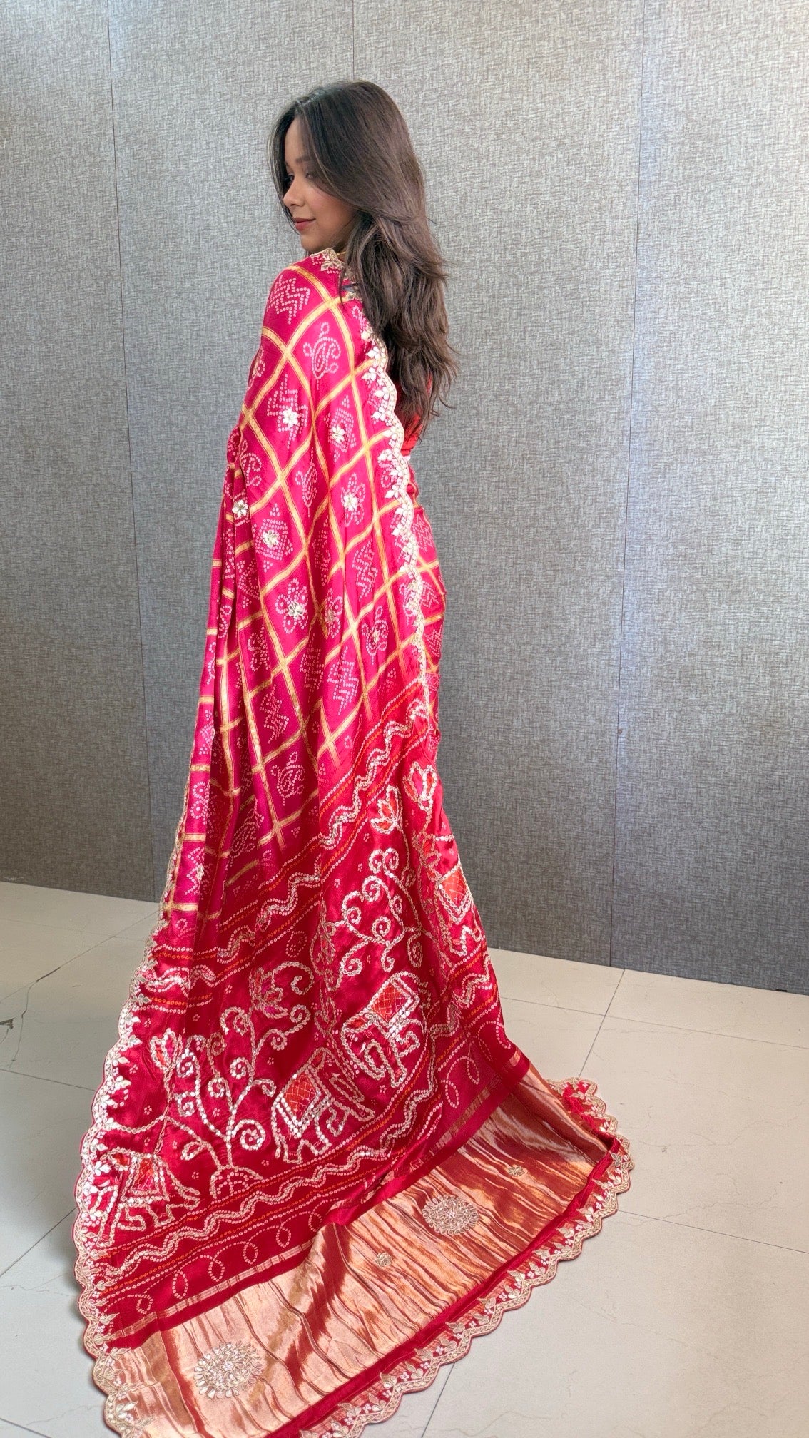 Pure Gajji Silk Lakdi Patta Bandhani Saree with Gotapatti, Pearl Sequins & Scallop Border