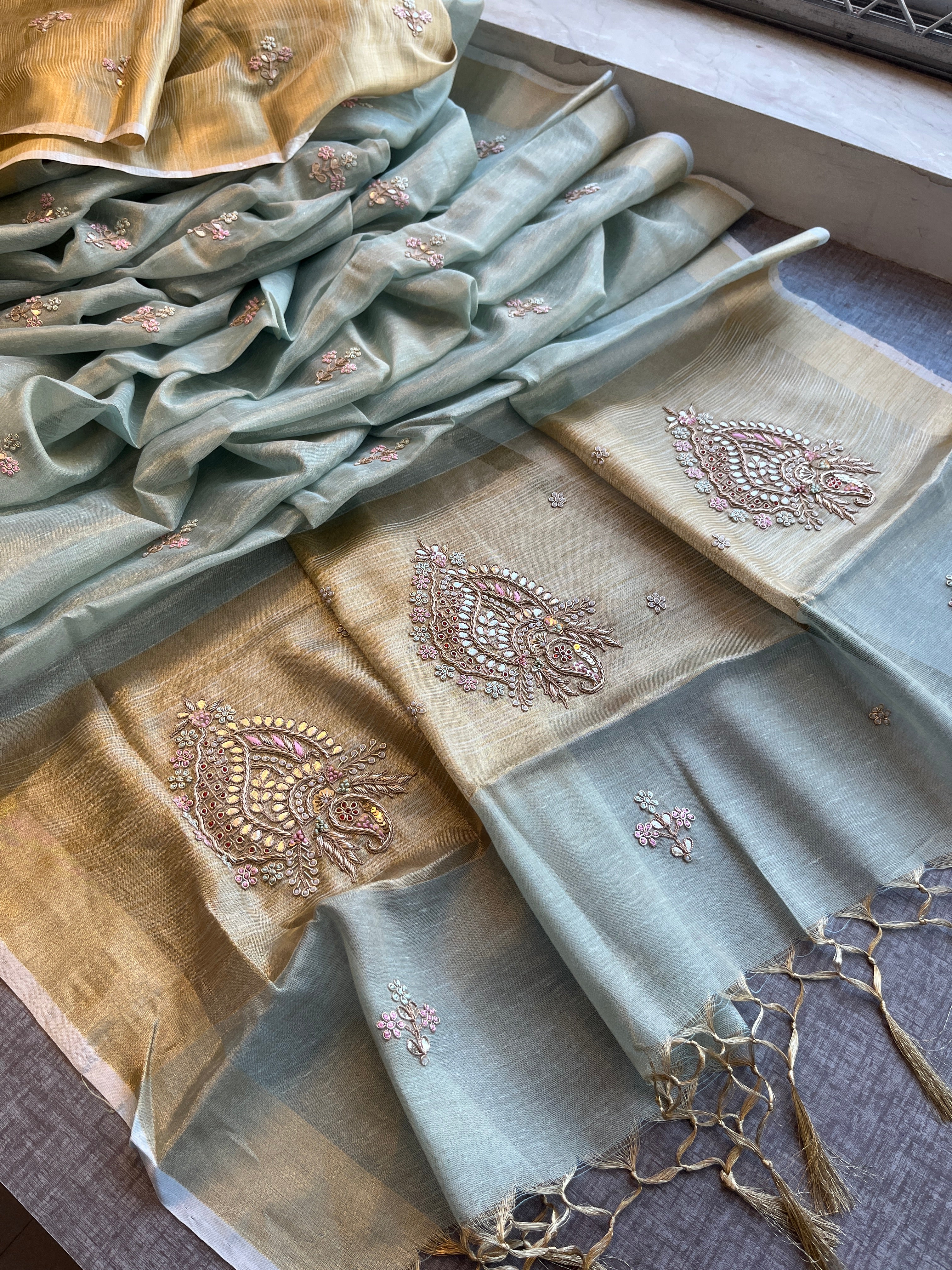 Pure Tissue Linen Silk Saree