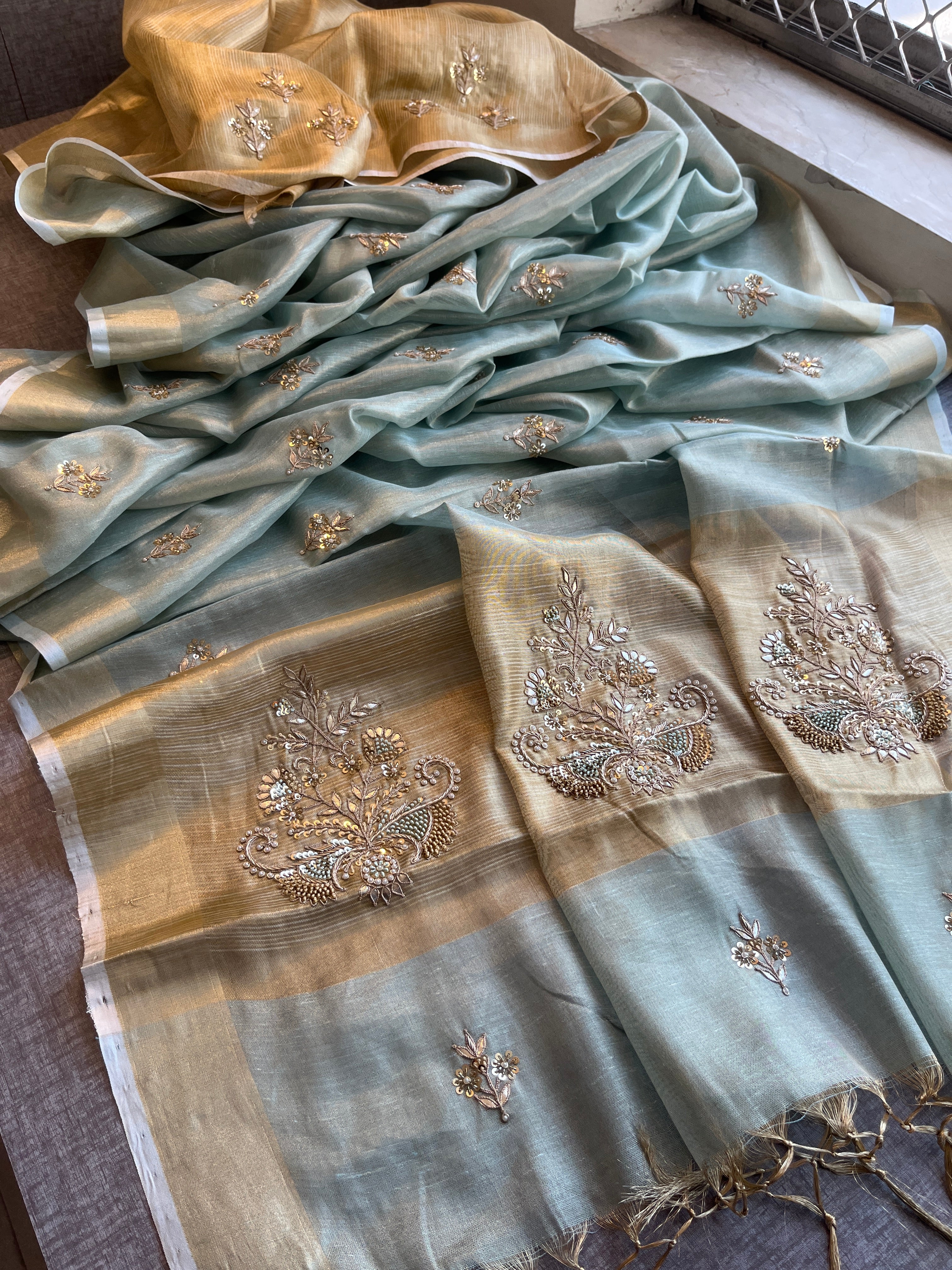 Tissue Linen Silk Saree