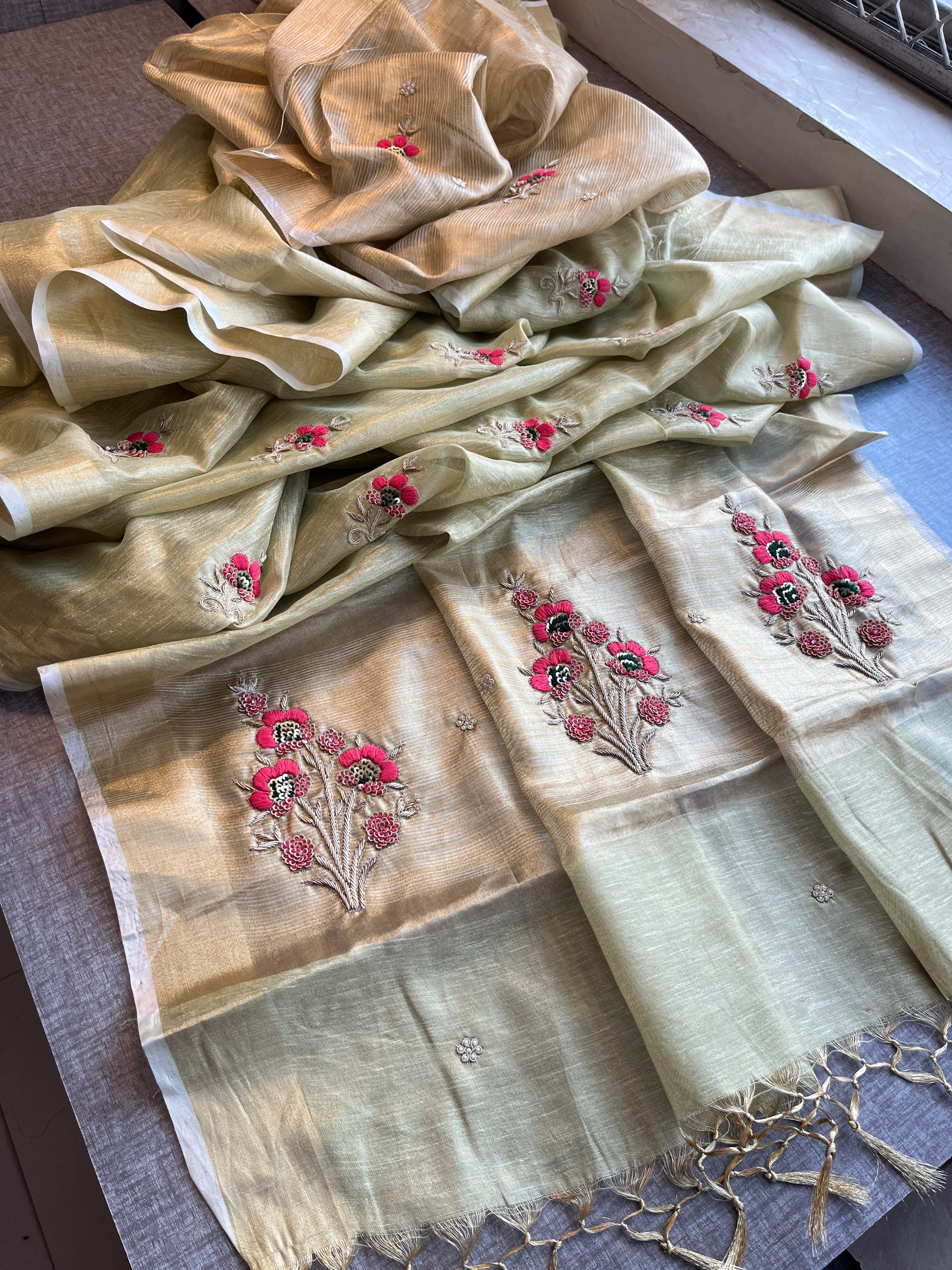 Pure Tissue Linen Silk Saree