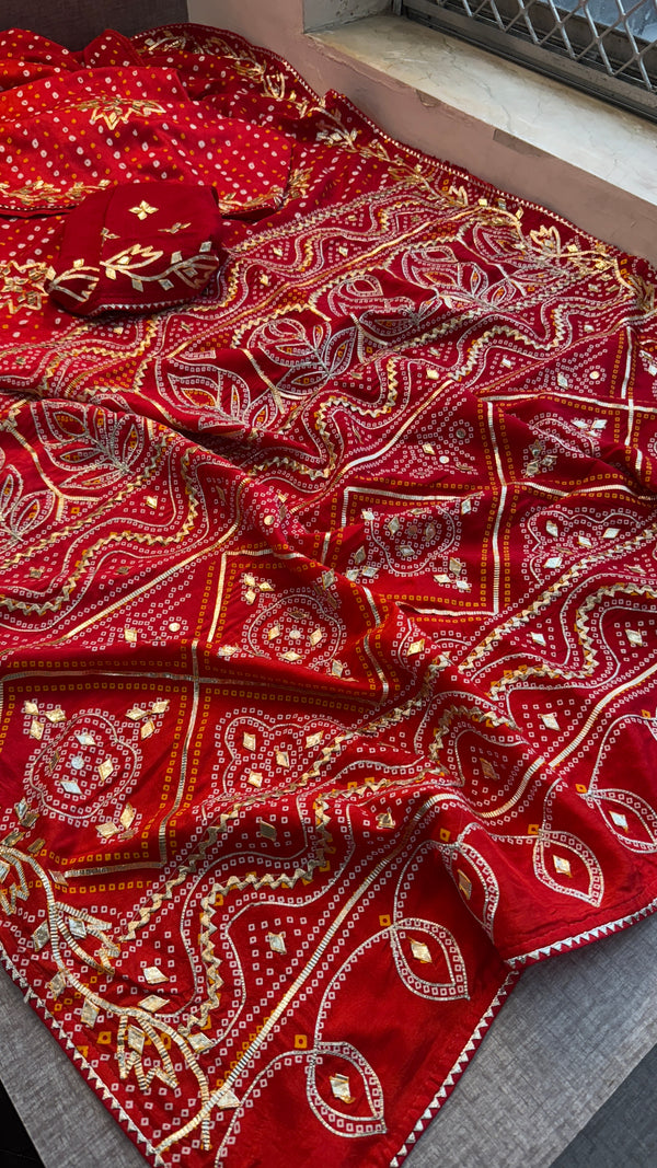 Pure Munga Silk Saree With Gotapatti