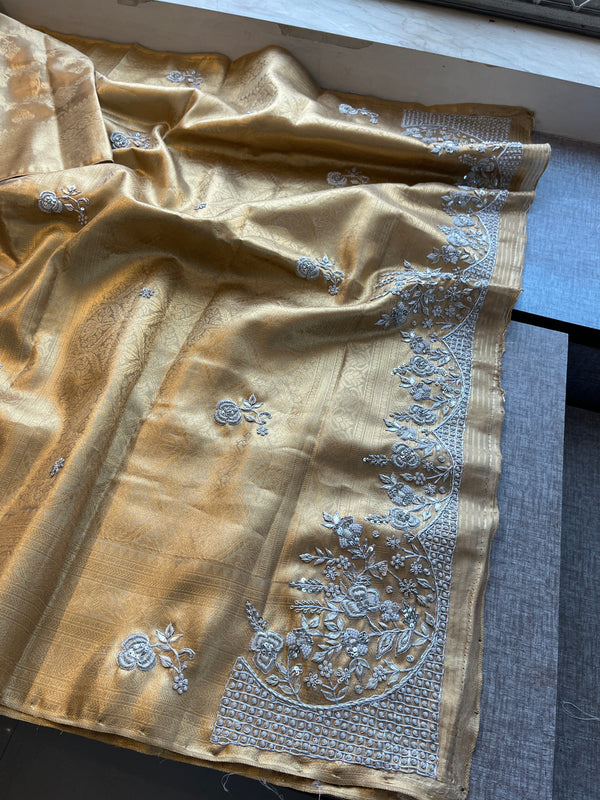Pure Tissue Handloom Silk with Heavy Pallu