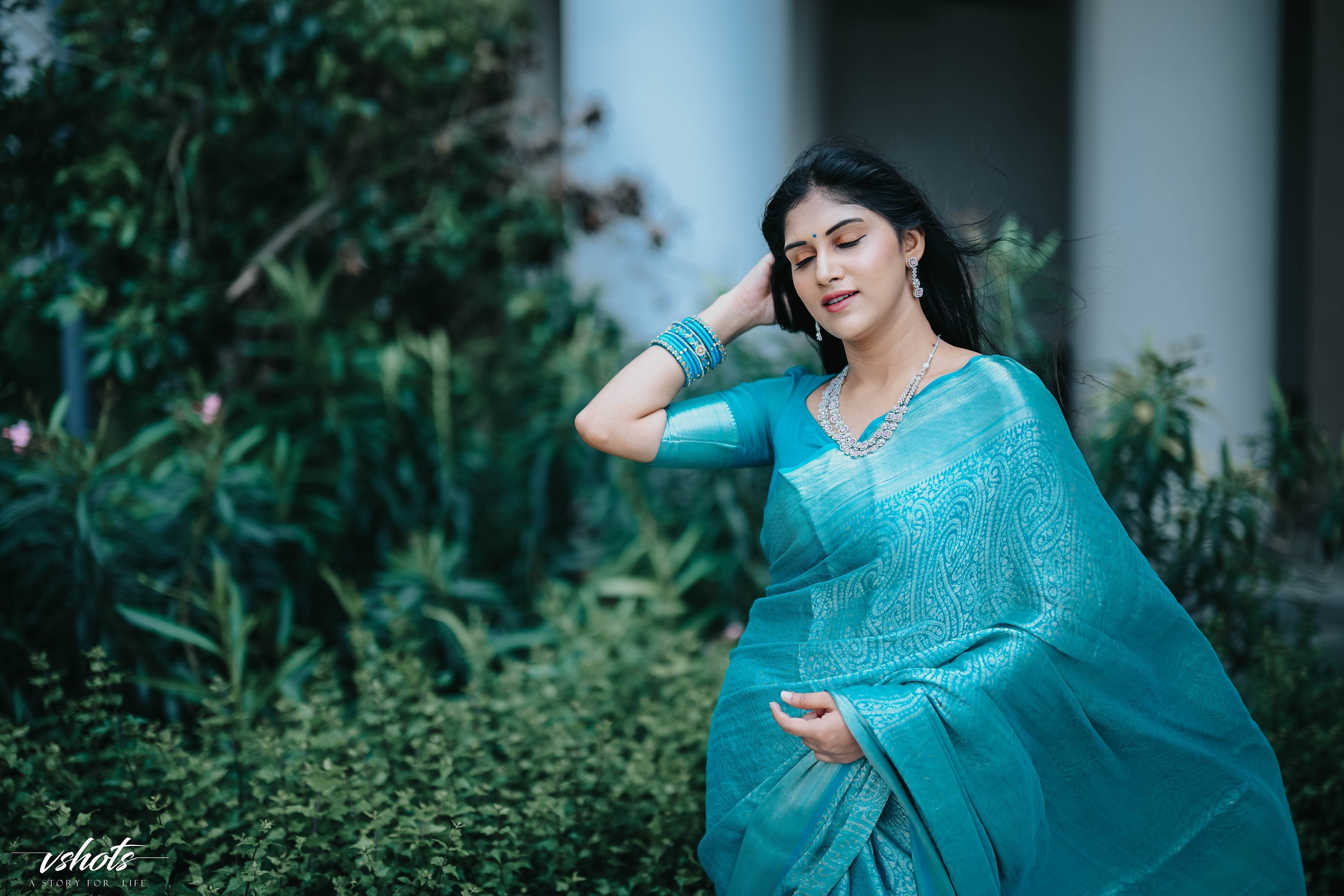 Pure Khaddi Georgette Saree With Banarasi Weaving