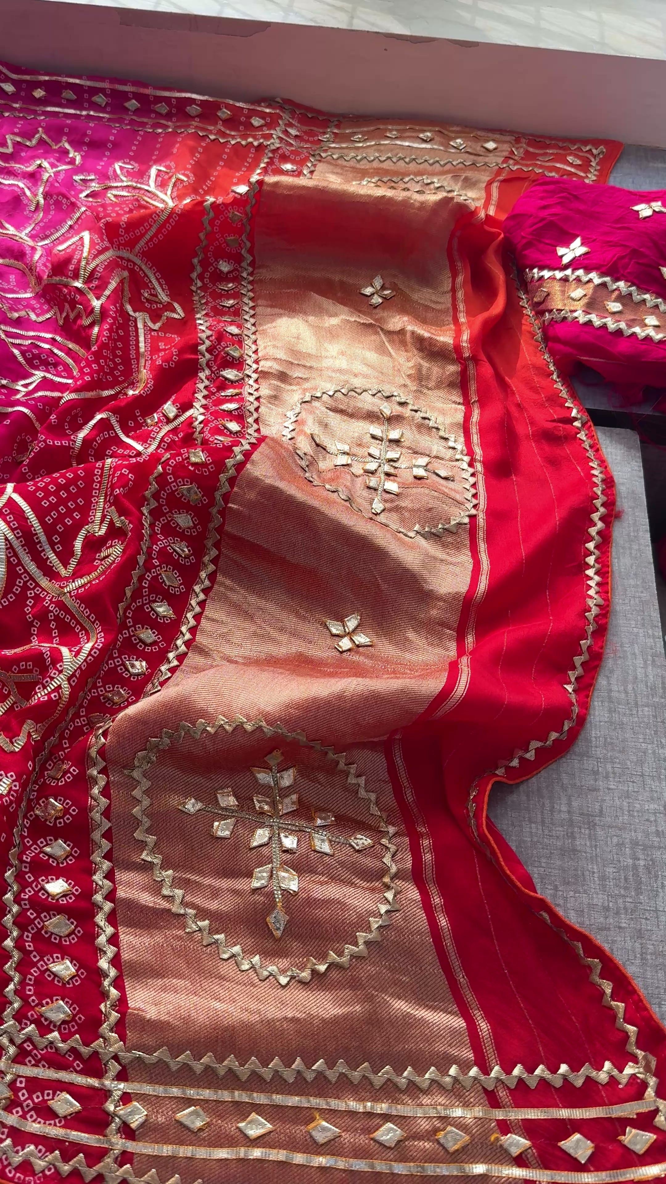 Pure Munga Silk With Sikhiya gotapatti work